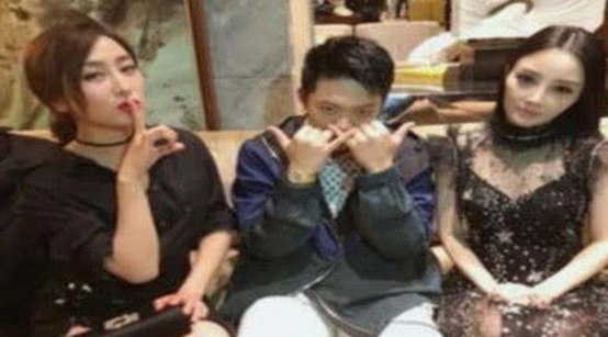 探索最新资源：看片官方版下载免费版带来的变化与趋势
