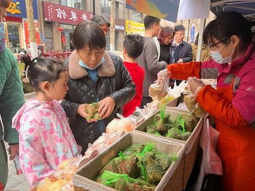 如何使用菠萝TV免费版观看河池市的热门剧集